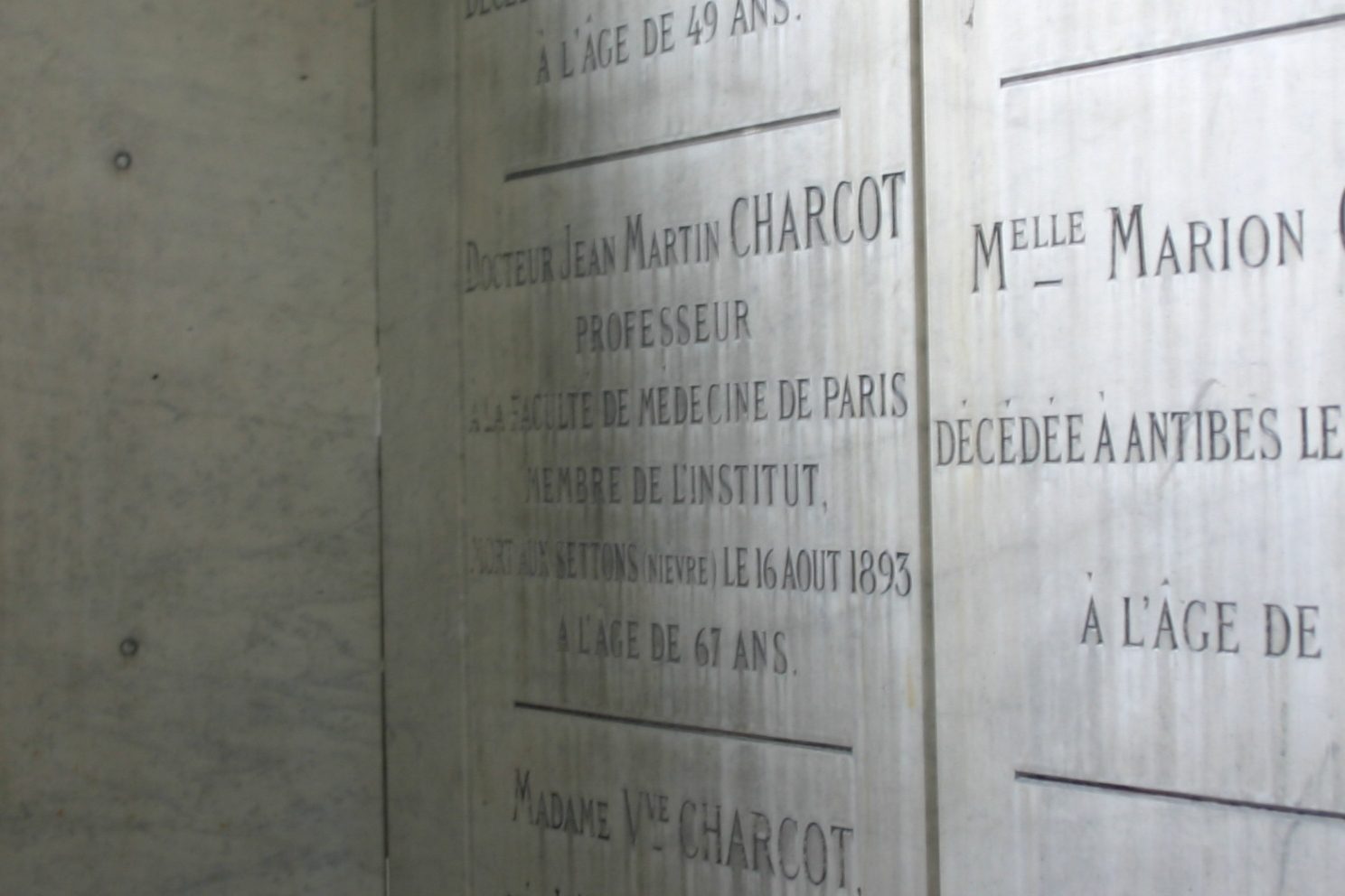 Jean-Martin Charcot's tomb, Montmartre Cemetery, Paris (3).JPG